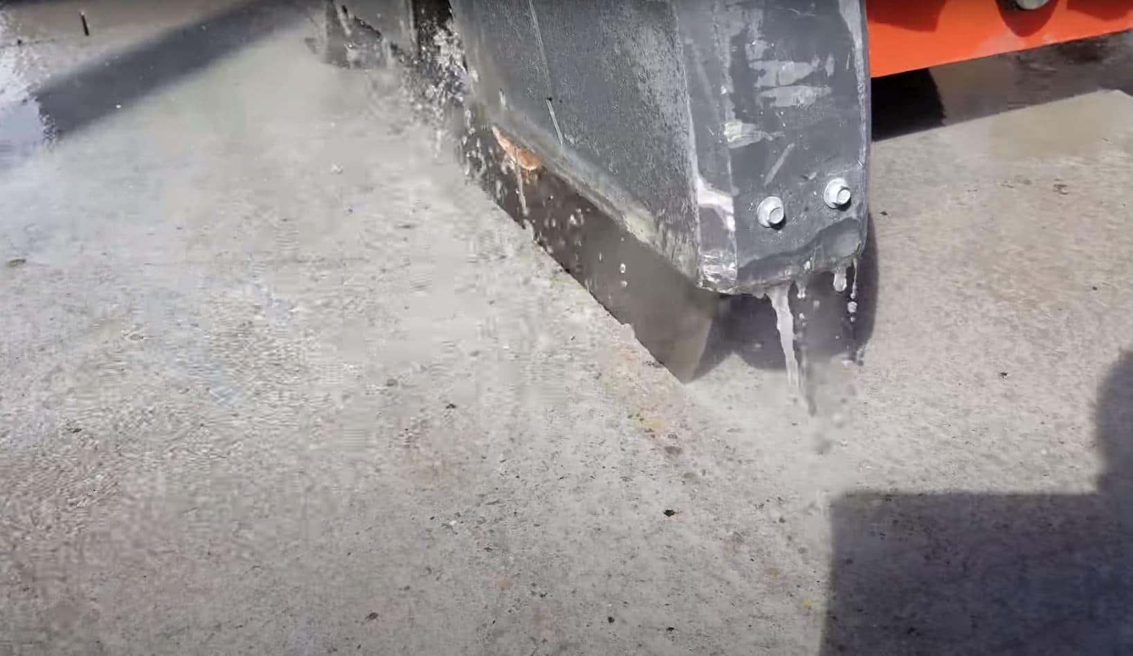 What is the best blade for cutting concrete?